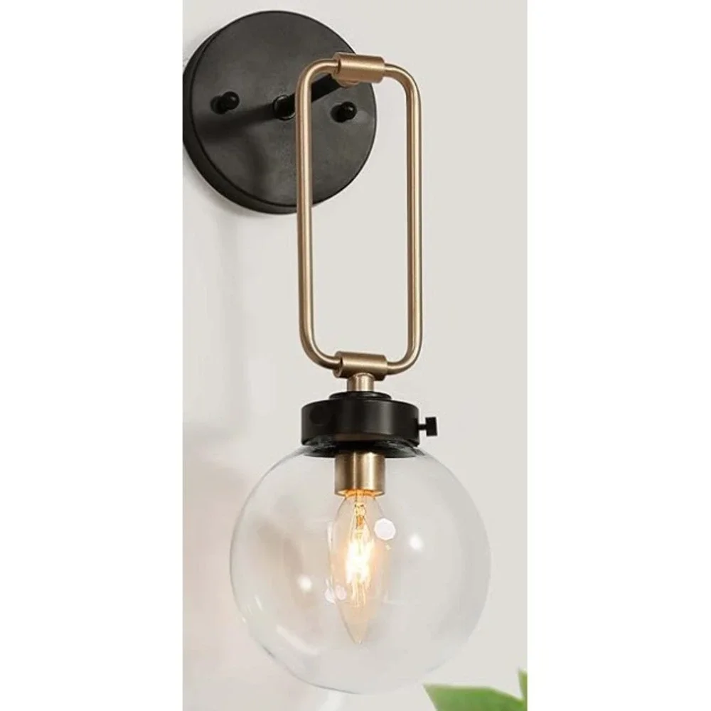 2 Classy leaves Wall Sconces Gold/Black Globe Lighting 5